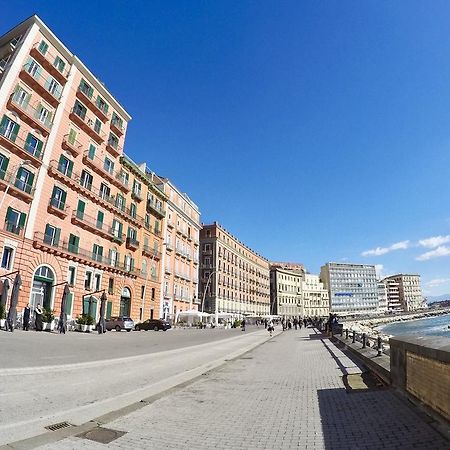 Bed No Breakfast Ak Hotel Napoli Bagian luar foto
